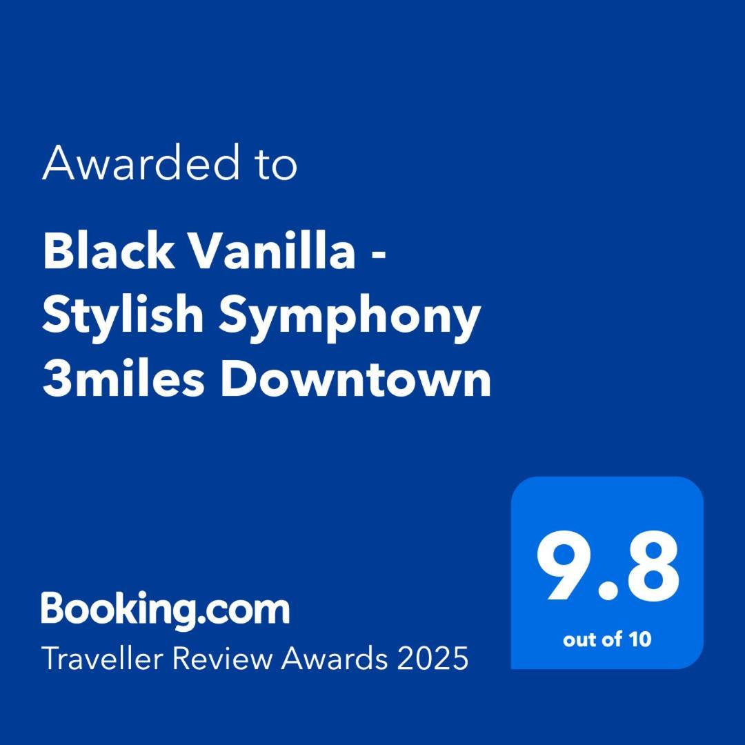 Black Vanilla - Stylish Symphony 3Miles Downtown North North Naples Eksteriør bilde